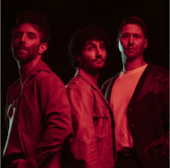 Smallpools’ ‘Motorbike’ Revs Up Your Soul and Sets Your Memories on&nbsp;Fire!