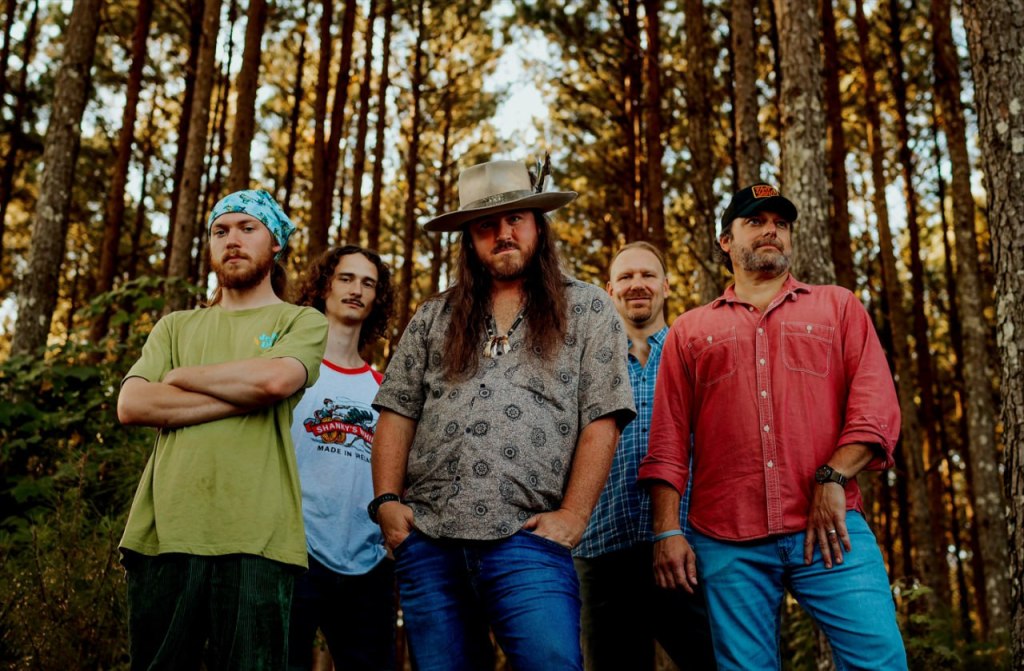 “Movin’ On” by Heart of Pine Will Change Your Perspective on Country Music&nbsp;Forever!