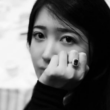死刑: 交易子’s Enigmatic Journey Into Abstract Melancholy