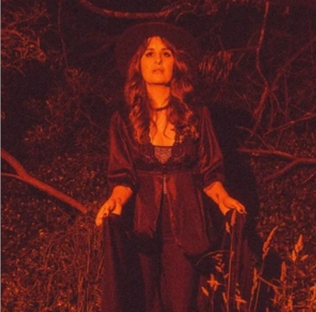 Queen of the Dark Folk Rises: Nighteyes’ Impactful Debut Album ‘The Way Back&nbsp;Down’