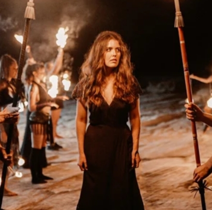 Who Is This Mysterious Mr. Man On The Moon? Elysaé’s New Single Is Capturing Our Hearts