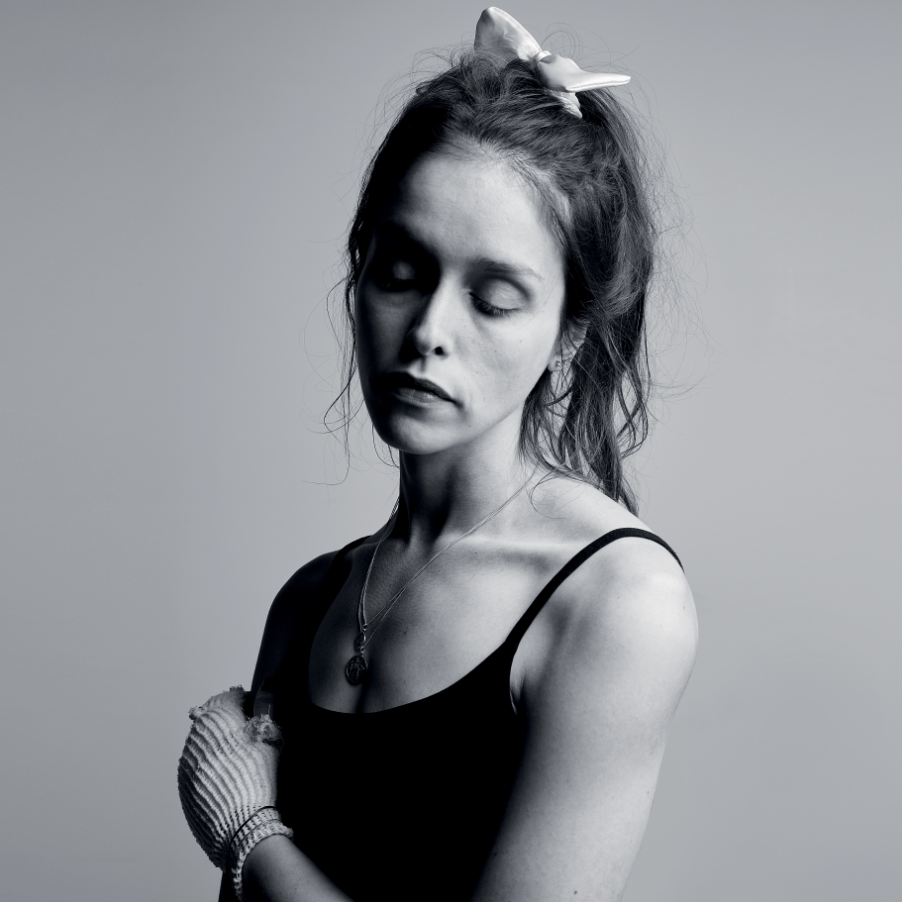 Whistles in the Wilderness: Tess Parks’ ‘Koalas’ Merges Earthy Tones with Dreamy&nbsp;Vocals