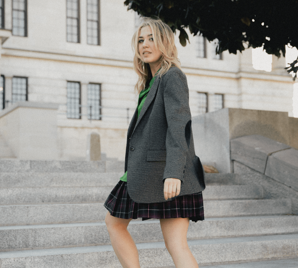 Melanie MacLaren’s “Get it Back” – A Heartfelt Ode to Personal&nbsp;Hell