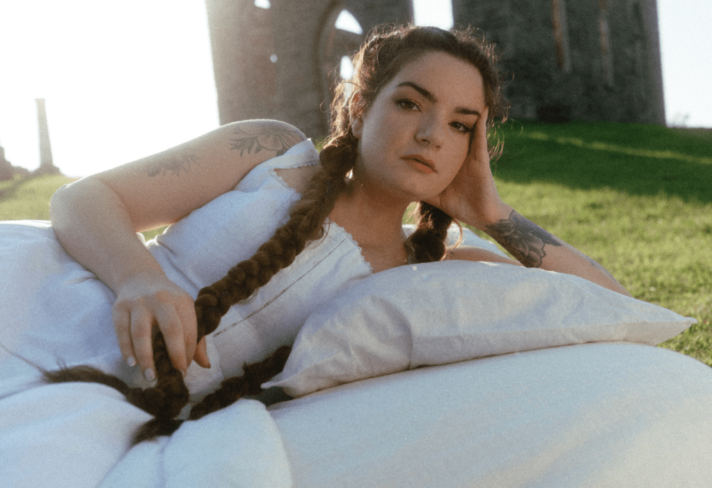 Mirror, Mirror on the Feed: How Geneviève Racette Turns Instagram Angst into&nbsp;Art