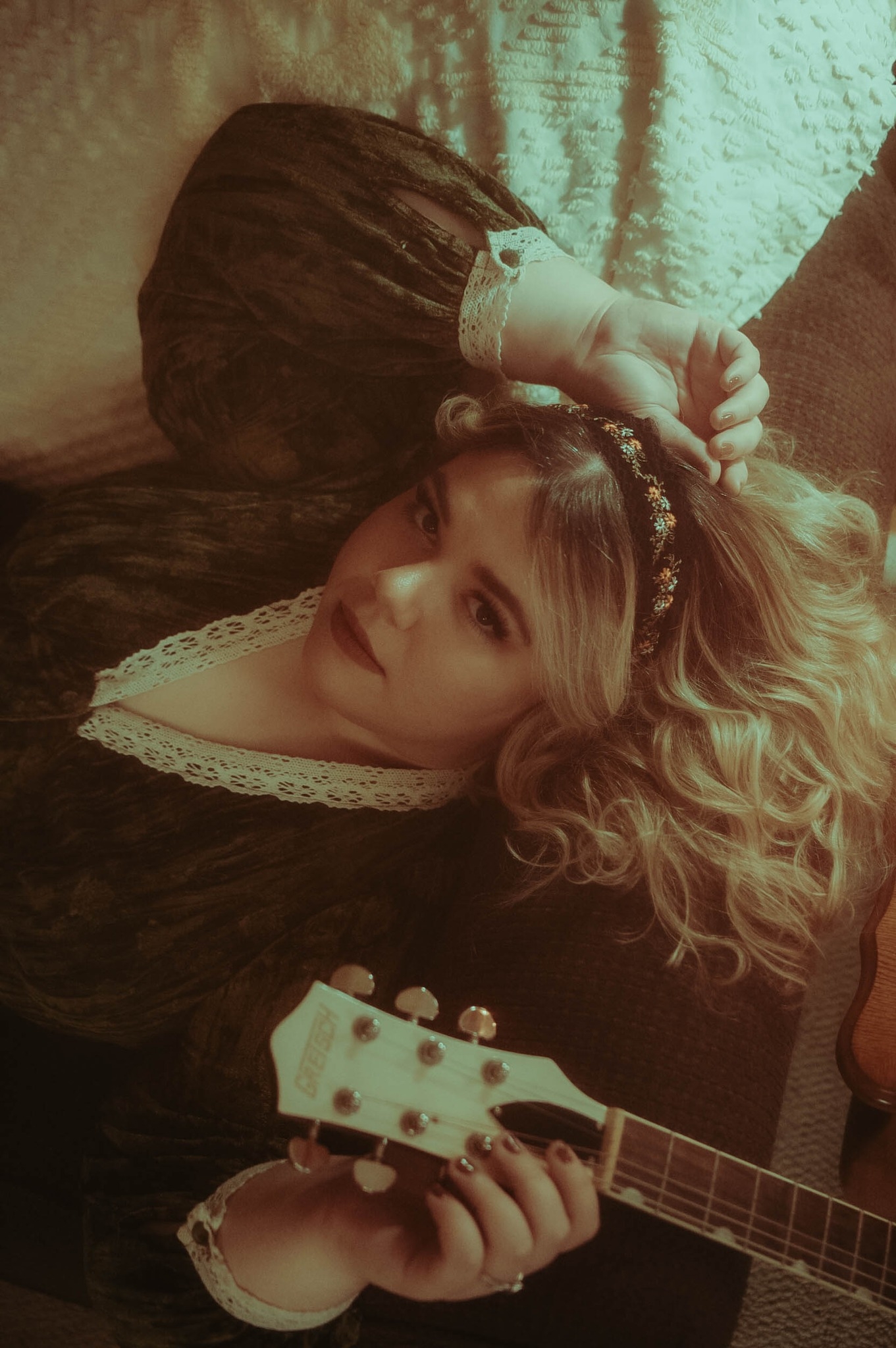 Hear It First: An Exclusive Preview of Lounna’s ‘Alpenglow’ Before the Release