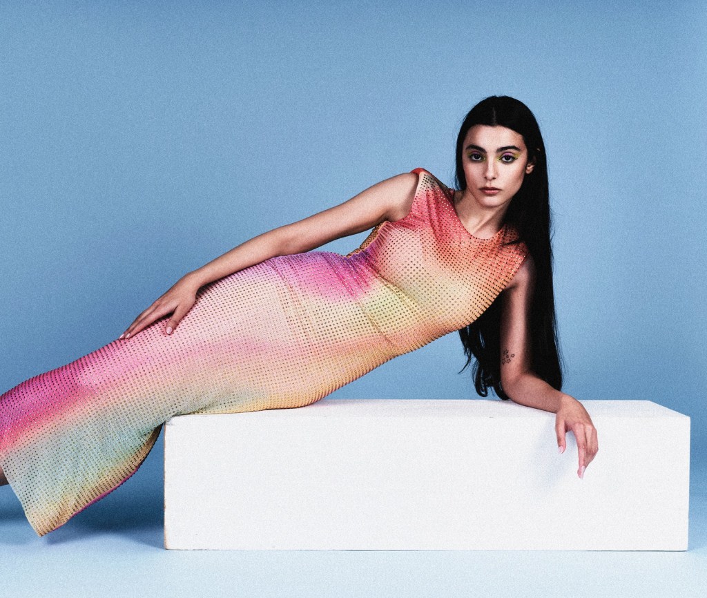 Happy by Ananya: A Pop Song That Wraps You in Atmosphere While Exploring the Complexity of&nbsp;Relationships