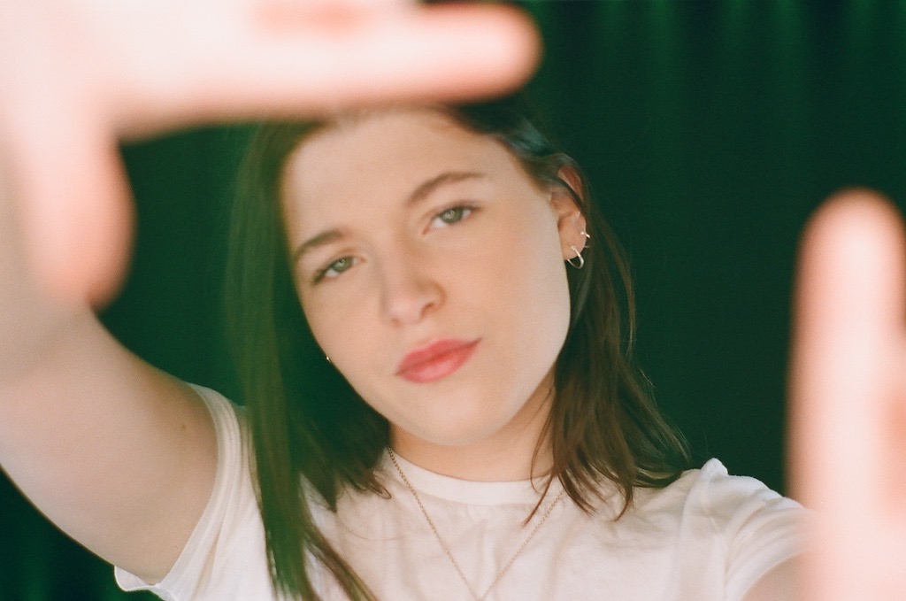 If Jules Wade’s smokescreen Doesn’t End Up On Your Playlist, You’re Seriously Missing Out On One Of The Best Indie EPs This&nbsp;Year