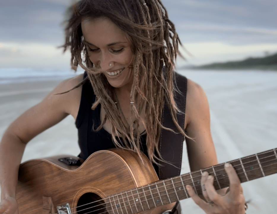 Campfires, Trailers, and Gentle Revelations — Majelen’s Stuck With You Is a Road Album Without the Usual Tropes