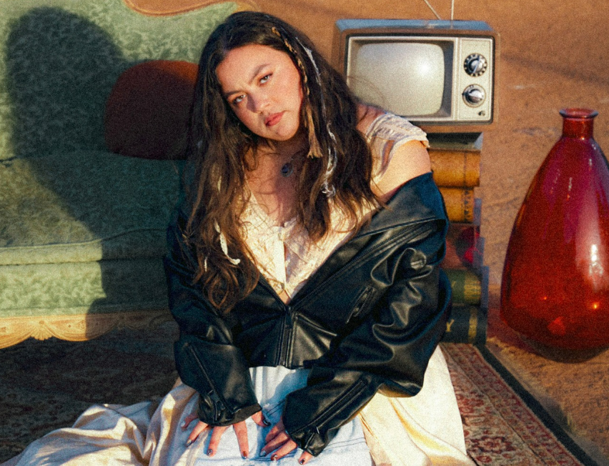 M’Lynn’s Wasted On You Has That Late-Night Energy Where You Dance Alone and Pretend You’re Fine (But You’re Not)