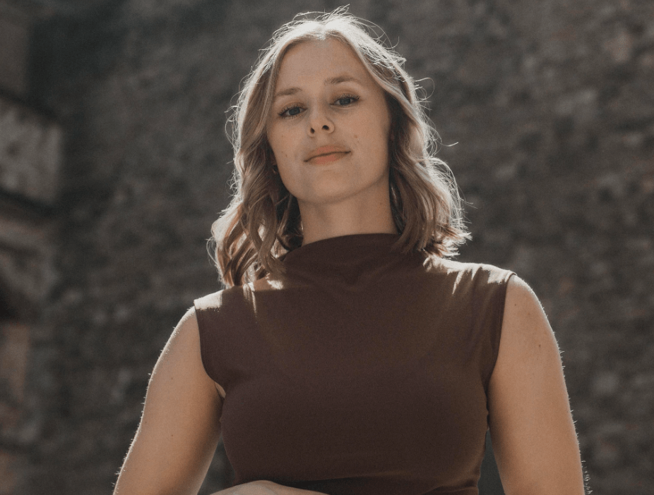 Laura Lucas Walks the Fragile Line Between Holding On and Moving Forward in Her Latest Single