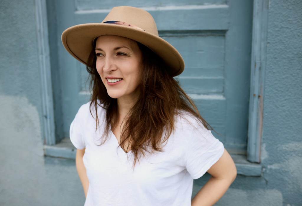 What Makes Lo Stone’s ‘Don’t Wanna Let You Down’ So Affecting Despite Its Quiet Simplicity? Here’s What We Think