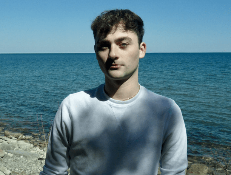 Recorded in a Dorm, But Sounds Like an Indie Classic — The Beautiful Brilliance of Snowden River’s ‘Sea&nbsp;Glass’