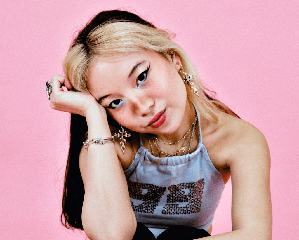 ‘Pop should be fun. Loud. Sweet. A little unhinged. Like baking at 2am:’ Amelie Jat on Stardom, Stage Life, and Still Texting Her Mom About&nbsp;Outfits