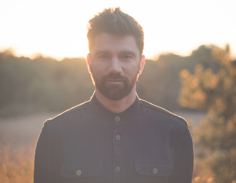 Been Looping Past Lives by Eli Lev and Forgetting Half My To-Do List — Worth It!