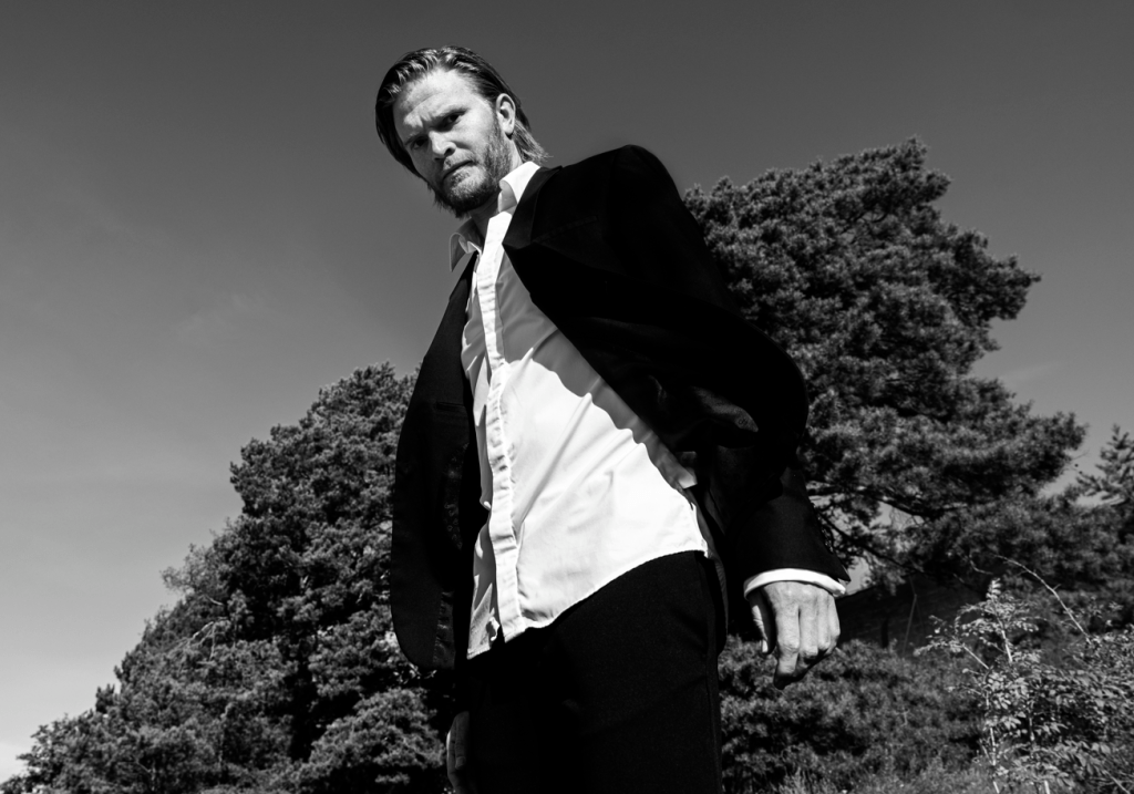 Erik Flaa Recorded Where ABBA Made Joy—He Brought the Opposite: Inside the Fog-Soaked Revelation of ‘What Is&nbsp;Not’