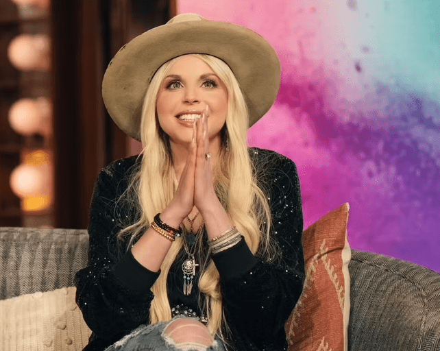 Firerose Returns From Hell With New Vocal Range on “Shining Armor (Rise&nbsp;Again)”