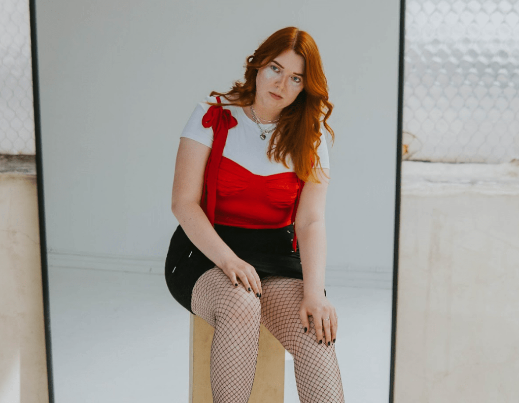 On To Be Happy, Elizabeth Anne Announces Herself as an Artist Without&nbsp;Limits