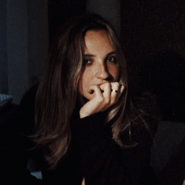 Inside the Fragile Architecture of Lauren Mian’s Off Script: A Debut Built on Starlight and&nbsp;Surrender