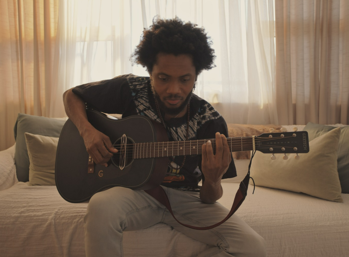 Kunlé Slows the Tempo on New Double Single, Building Songs Around Home and Return