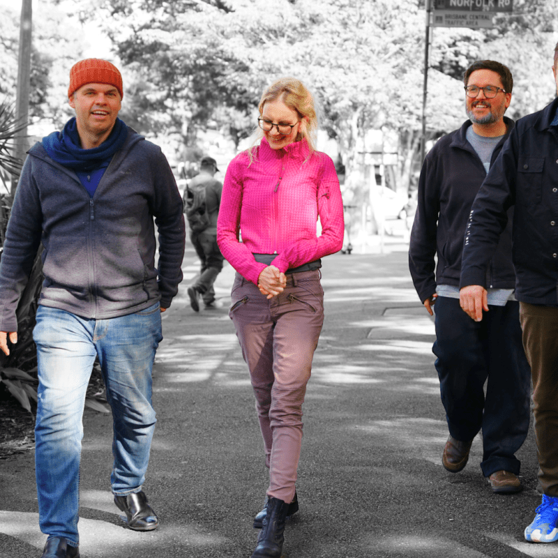 In the Room Where Knowing Ends: Zenekar’s Dialogue Between Intellect and&nbsp;Instinct