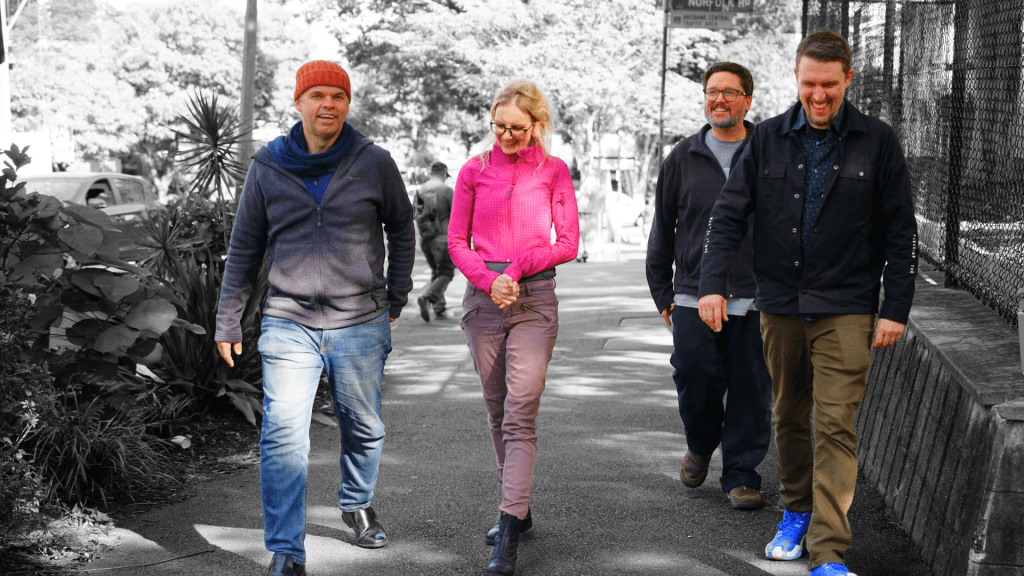 In the Room Where Knowing Ends: Zenekar’s Dialogue Between Intellect and&nbsp;Instinct