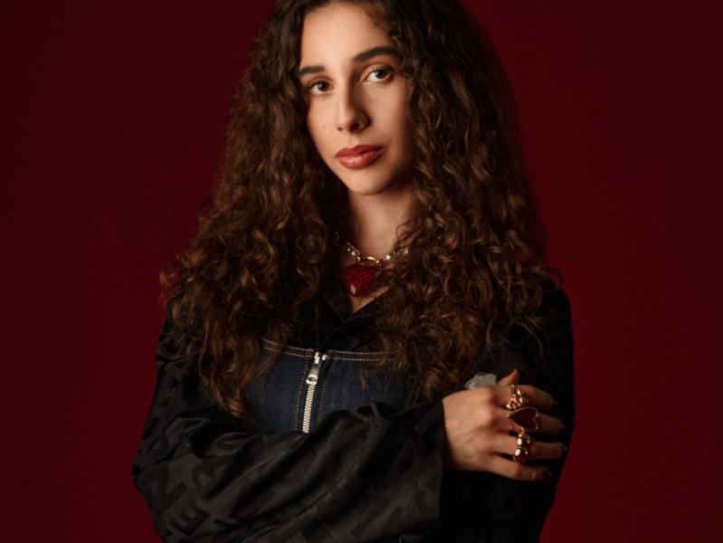 How many hours does it take to forget love? Pau Mueller answers in ‘10 Mil&nbsp;Horas’