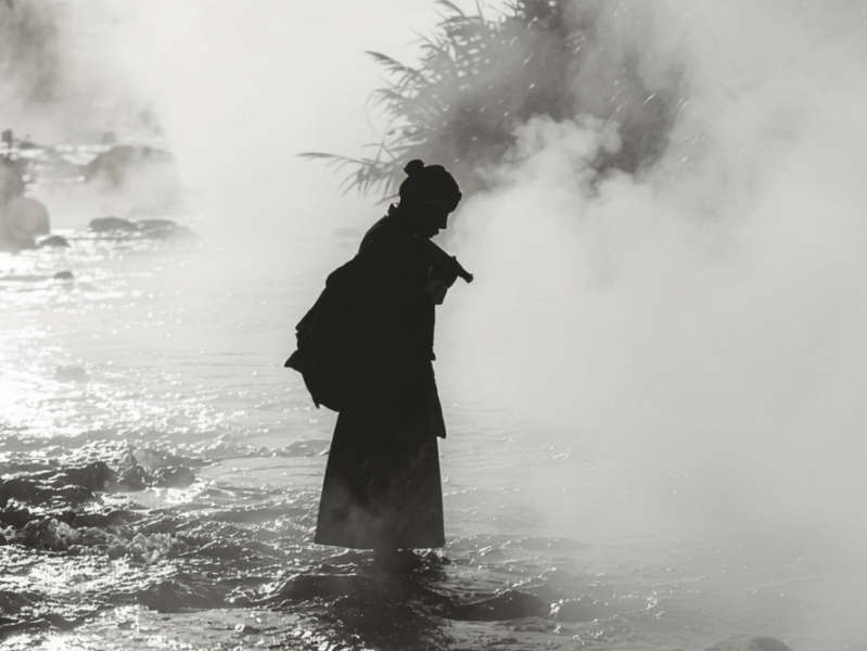 akatasamattin Peers Into the Shadows — and Finds a Dance Floor&nbsp;There