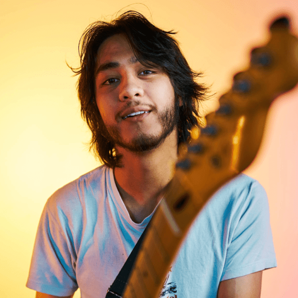 Alive Again Is the Sound of Jon Valenzuela Playing on His Own Terms — All Seven Tracks of&nbsp;It