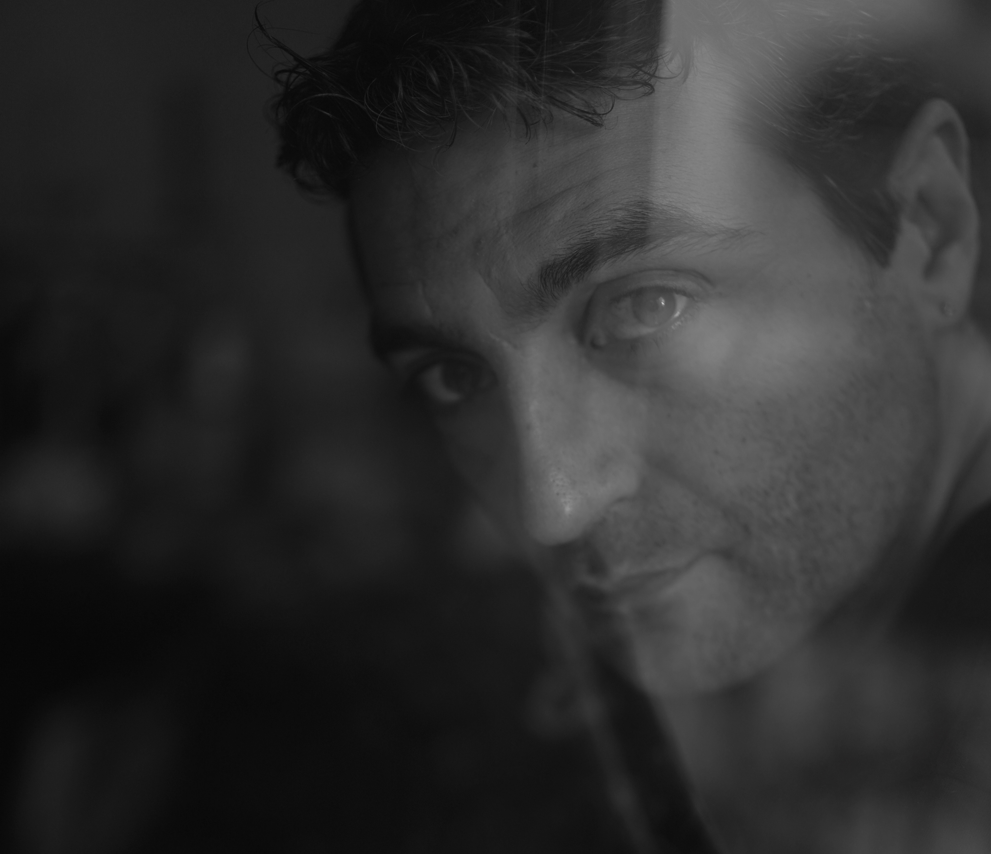 Mature, Honest, and Rocking: Valerio Montelatici Delivers a Masterclass with “Are we&nbsp;happy”