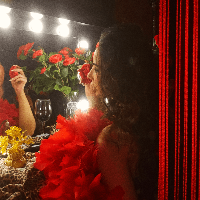 Jada Di’Larosa Made an Album That Smells Like Black Lipstick and Tastes Like&nbsp;Bourbon