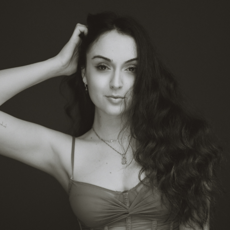 ‘Every Kind of Way’ Proves Stephània Has One of the Most Addictive Voices in&nbsp;R&B