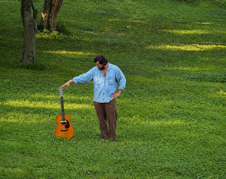 Sal Weston’s “Darlin’” Through the Lens of 1970s Singer-Songwriter Warmth
